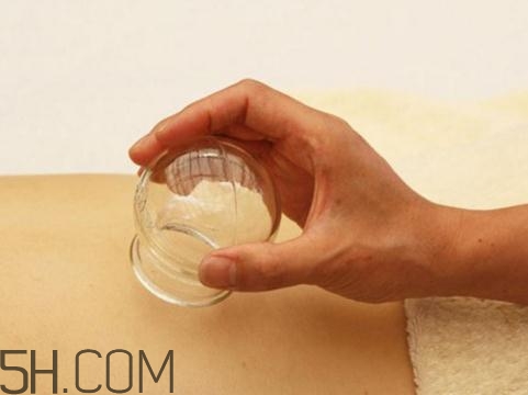 關(guān)節(jié)炎可以拔火罐嗎？關(guān)節(jié)炎拔罐管用嗎？