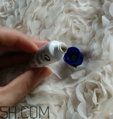 蘭蔻柔皙隔離乳怎么樣_蘭蔻柔皙隔離乳好用嗎 蘭蔻柔皙隔離乳怎么樣_蘭蔻柔皙隔離乳好用嗎