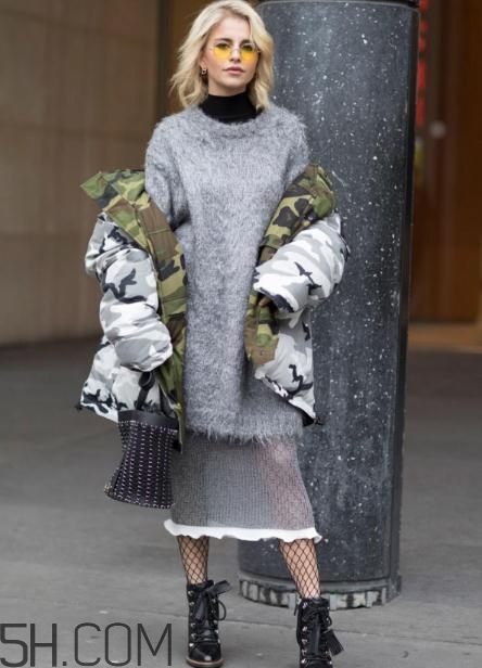 羽絨服搭配什么裙子好看？羽絨服搭配裙子圖片