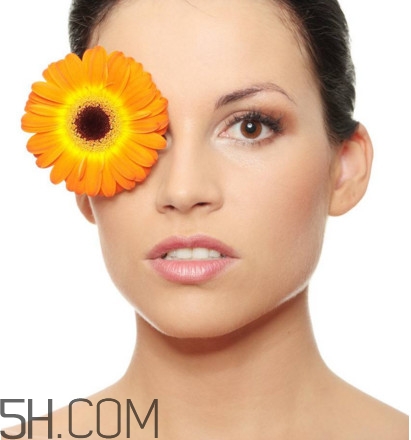 怎樣才能讓雀斑消失？雀斑可以徹底祛除嗎