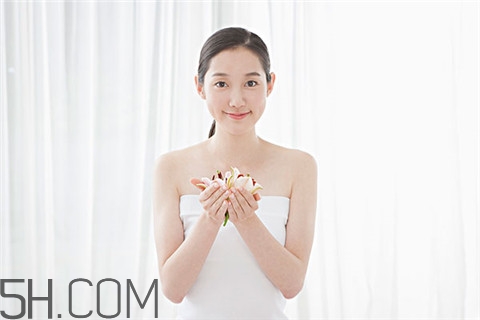 烤瓷牙會(huì)改變臉型嗎？烤瓷牙會(huì)裂嗎？