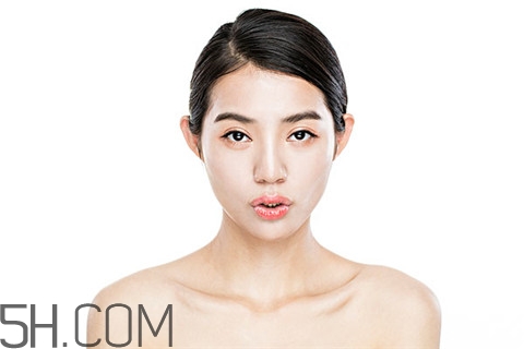 烤瓷牙會(huì)改變臉型嗎？烤瓷牙會(huì)裂嗎？