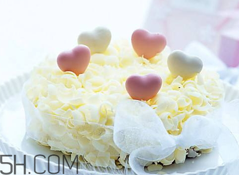 蛋糕為什么發(fā)不起來 蛋糕發(fā)不起來的原因 蛋糕為什么發(fā)不起來 蛋糕發(fā)不起來的原因