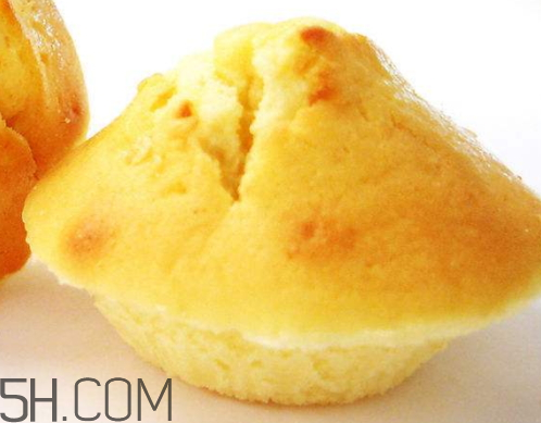 蛋糕為什么發(fā)不起來 蛋糕發(fā)不起來的原因 蛋糕為什么發(fā)不起來 蛋糕發(fā)不起來的原因