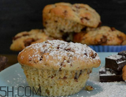 蛋糕為什么發(fā)不起來 蛋糕發(fā)不起來的原因 蛋糕為什么發(fā)不起來 蛋糕發(fā)不起來的原因