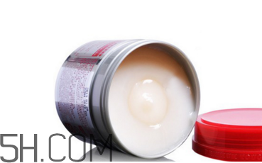 發(fā)膜好還是護(hù)發(fā)素好？護(hù)發(fā)素的使用誤區(qū)