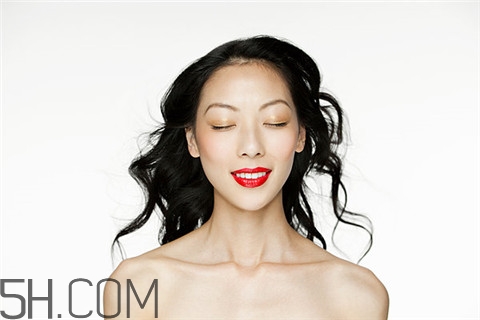 烤瓷牙怎么清洗？烤瓷牙怎么刷牙？