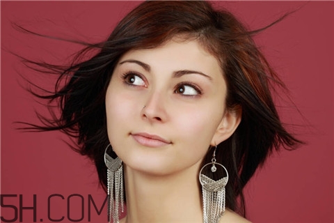 烤瓷牙多大可以做？烤瓷牙多少年要換？