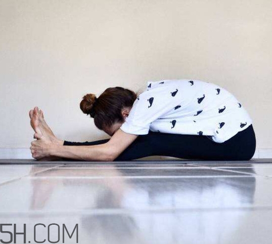 坐位體前屈有什么好處？坐位體前屈怎么測(cè)量