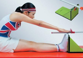 坐位體前屈怎樣練才能推得遠(yuǎn)？坐位體前屈多少及格