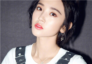 烤瓷牙為什么會出臭味？烤瓷牙為什么那么貴？