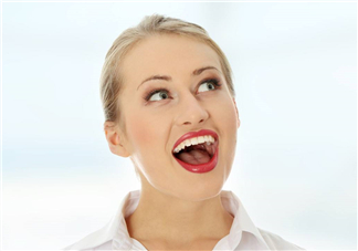 烤瓷牙可以帶牙套嗎？烤瓷牙可以只做門牙嗎？