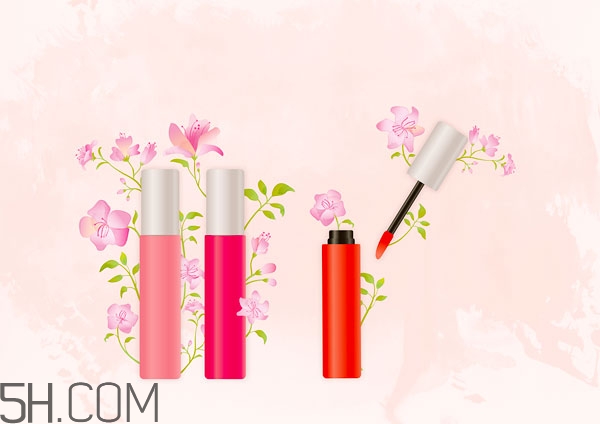 冬天用唇彩還是唇膏 唇彩和唇膏哪個適合冬天用 冬天用唇彩還是唇膏 唇彩和唇膏哪個適合冬天用