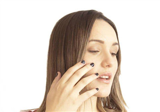 發(fā)膜好還是護發(fā)素好？護發(fā)素的使用誤區(qū)