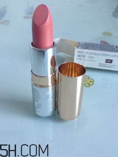 dhc美容液唇膏好嗎？dhc尊貴美容液唇膏試色