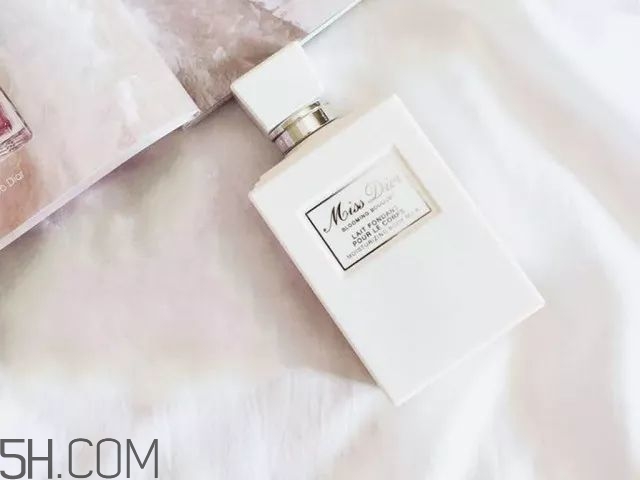 冬天用什么身體乳好_適合冬季的身體乳 冬天用什么身體乳好_適合冬季的身體乳