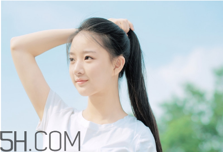 油性發(fā)質(zhì)用什么護(hù)發(fā)素？水療素和護(hù)發(fā)素的區(qū)別