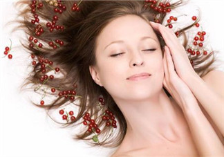 護(hù)發(fā)素和精華素哪個(gè)好？護(hù)發(fā)素和精華素的區(qū)別