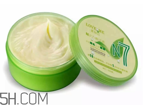 發(fā)膜和彈力素有什么區(qū)別？發(fā)膜和護(hù)發(fā)素要同時(shí)用嗎？