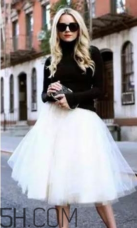 保暖內(nèi)衣可以外穿嗎？保暖內(nèi)衣外穿潮流搭配