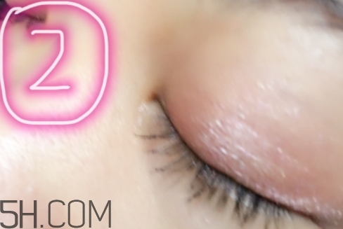 眼影可以當(dāng)眉粉嗎？眼影和眉粉有什么區(qū)別