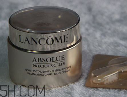 三大貴婦面霜比較_la prairie、Lamer和蘭蔻修復(fù)面霜比較