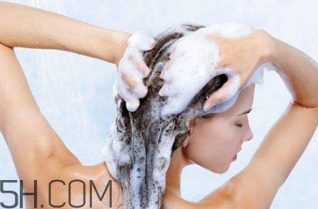 男士洗發(fā)露和女士洗發(fā)露的區(qū)別 霸王洗發(fā)水怎么樣？