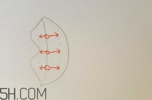 蘭蔻菁純絲絨唇釉362 373色號_試色圖 蘭蔻菁純絲絨唇釉362 373色號_試色圖