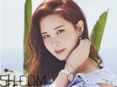 洗發(fā)水過敏的癥狀是什么？頭發(fā)毛躁怎么變得柔順光滑？