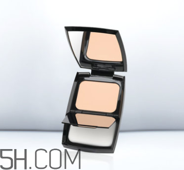 蘭蔻奇跡光采粉餅怎么樣？蘭蔻奇跡光采粉餅好用嗎？