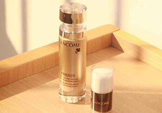 蘭蔻菁純粉底液好用嗎？蘭蔻菁純粉底液怎么樣？