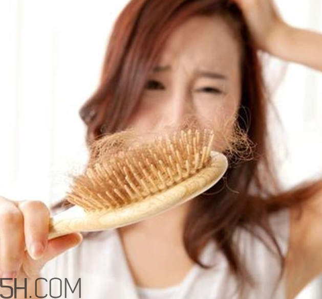 洗發(fā)水是酸性好還是堿性好？防止脫發(fā)的方法