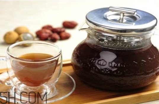 桂圓紅棗茶能豐胸嗎？桂圓紅棗茶上火嗎