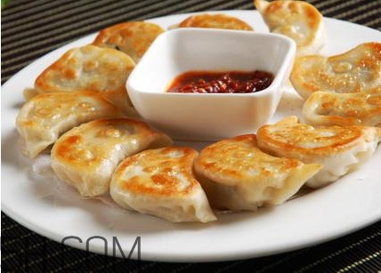 怎么用速凍餃子做煎餃？沒(méi)有平底鍋怎么做煎餃