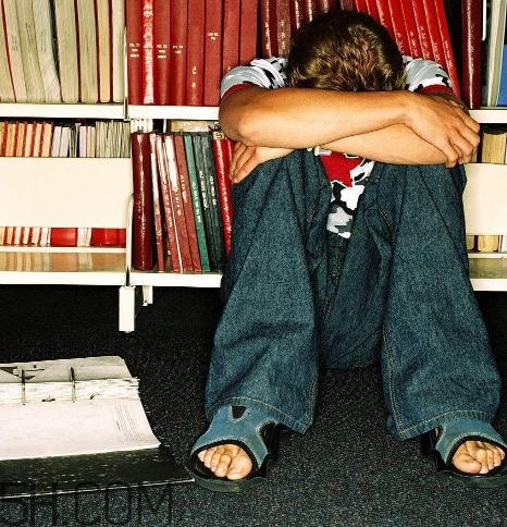 前列腺增生是什么原因引起的？前列腺增生吃什么藥？