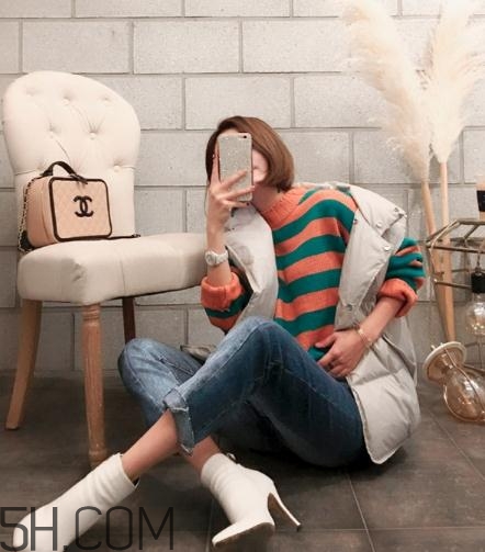 羽絨馬甲怎么搭配好看？羽絨馬甲搭配圖片