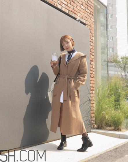 駝色大衣里面搭配什么？駝色大衣內(nèi)搭什么顏色好看？