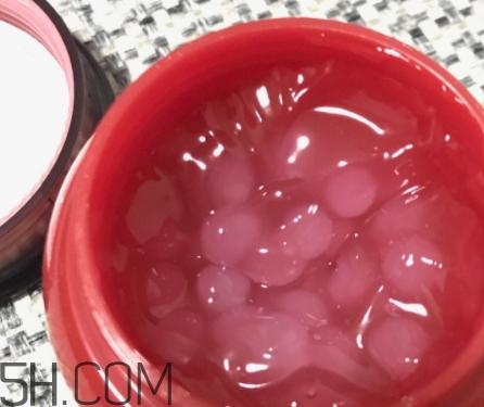 悅詩(shī)風(fēng)吟石榴睡眠面膜好用嗎？悅詩(shī)風(fēng)吟石榴凝珠睡眠面膜評(píng)測(cè)