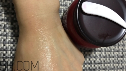 悅詩風(fēng)吟石榴凝珠睡眠面膜怎么用？