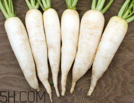 白蘿卜為什么會黑心 白蘿卜里面發(fā)黑能吃嗎 白蘿卜為什么會黑心 白蘿卜里面發(fā)黑能吃嗎