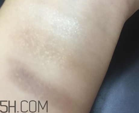 眼影可以帶上飛機(jī)嗎？眼影可以托運(yùn)嗎？