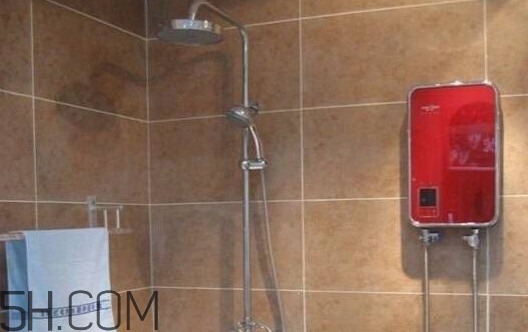 為什么洗澡時會觸電？如何預防觸電