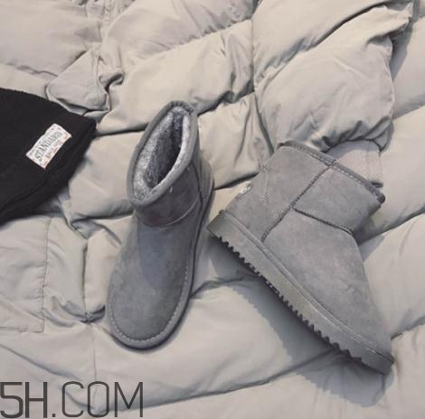 雪地靴上滴了油怎么辦？雪地靴油漬怎么清洗？