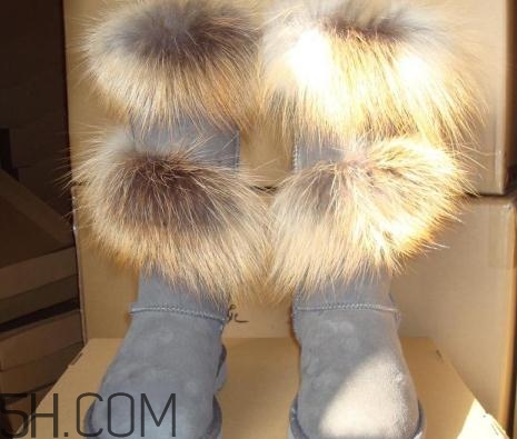 雪地靴褪色了怎么辦？雪地靴掉色了怎么辦？