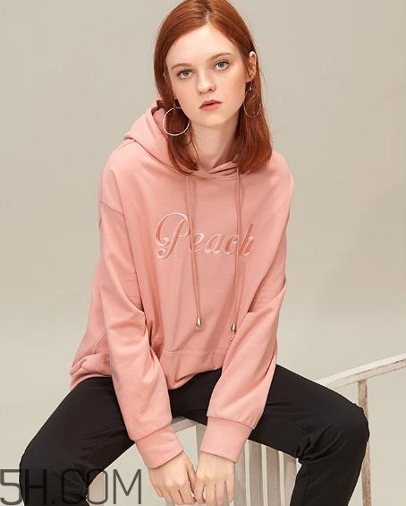 闊色衣服質(zhì)量好嗎？闊色有實(shí)體店嗎？