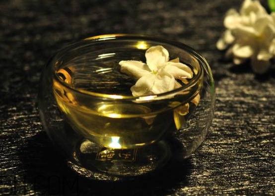 茉莉花茶是綠茶嗎？茉莉花茶什么時(shí)候喝最好