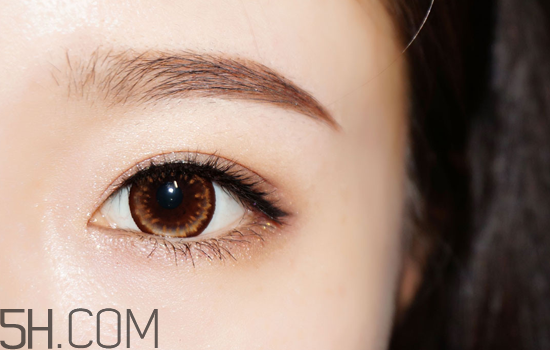 國產(chǎn)彩妝排行榜前十名 新手化妝詳細(xì)步驟和技巧圖解 國產(chǎn)彩妝排行榜前十名 新手化妝詳細(xì)步驟和技巧圖解