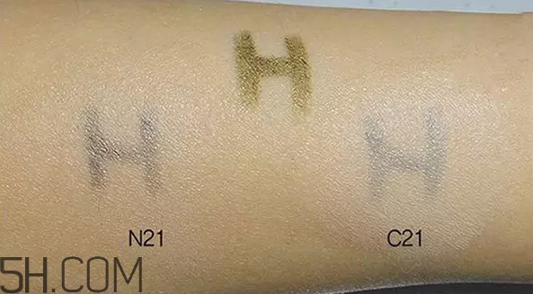 hera氣墊bb霜色號(hào)怎么選_赫妍氣墊bb霜適合什么膚質(zhì) hera氣墊bb霜色號(hào)怎么選_赫妍氣墊bb霜適合什么膚質(zhì)