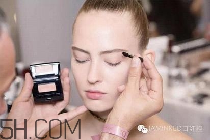 迪奧秋季彩妝系列 迪奧彩妝介紹 迪奧秋季彩妝系列 迪奧彩妝介紹