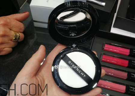 紀(jì)梵希2018春季彩妝有哪些？紀(jì)梵希2018春季彩妝什么時(shí)候上市？